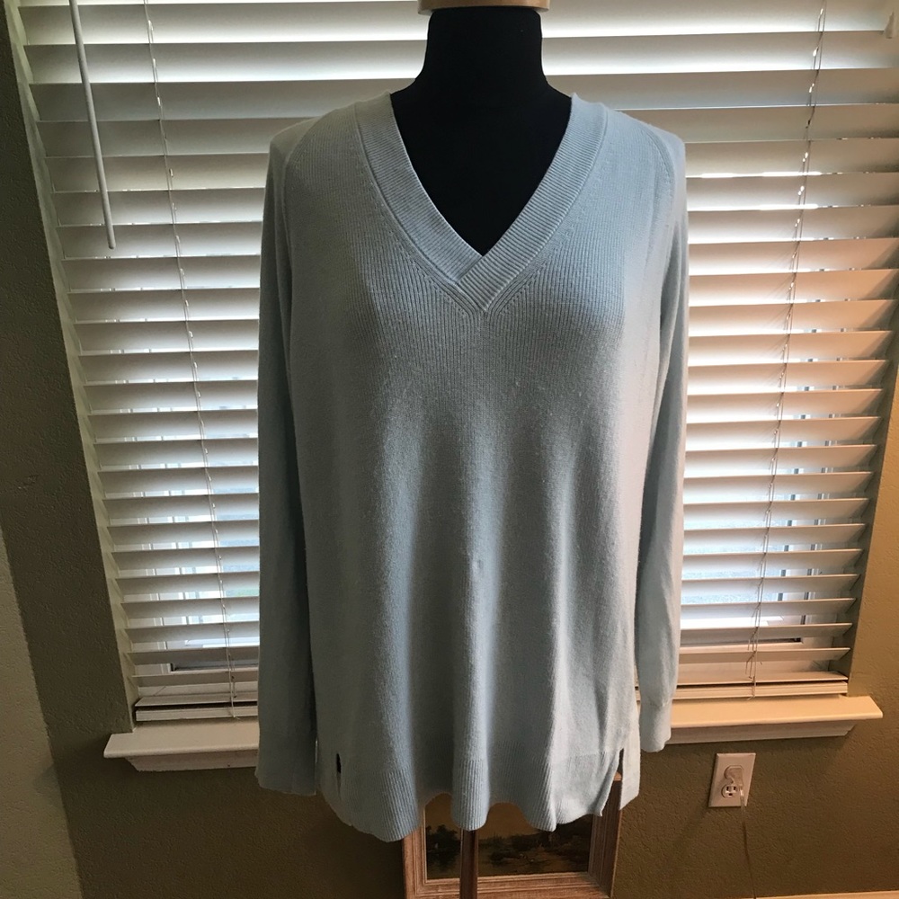 Light Blue Gap V-neck Ribbed Sweater